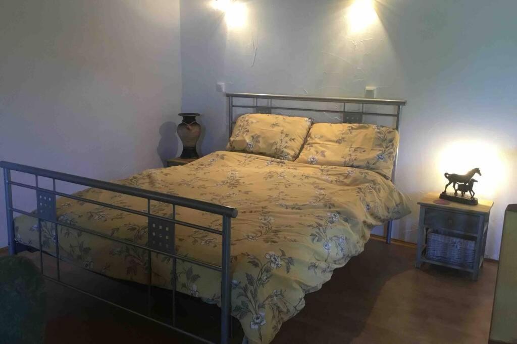Вилла Breesfalt Gite Accomodation Maisonnais-Sur-Tardoire Экстерьер фото